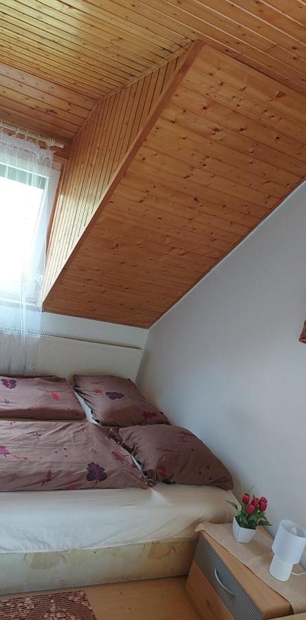 Kekturas-Tora Nyilo Badacsonyi Privat Berlemeny Hotel Бадачонтомай Екстериор снимка