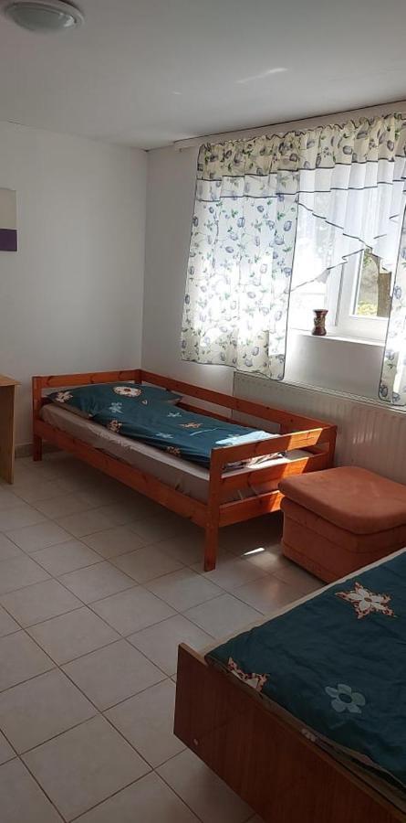 Kekturas-Tora Nyilo Badacsonyi Privat Berlemeny Hotel Бадачонтомай Екстериор снимка