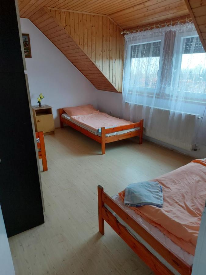 Kekturas-Tora Nyilo Badacsonyi Privat Berlemeny Hotel Бадачонтомай Екстериор снимка